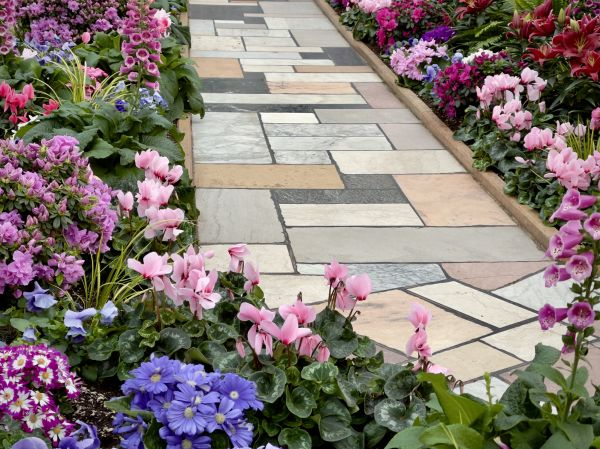 Garden Path Installation in Huntsville